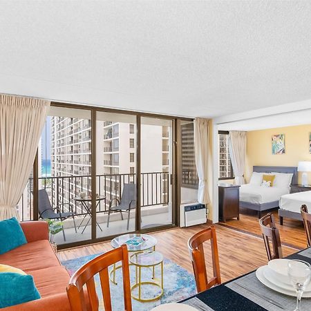 Beautiful 1Br, Steps To Waikiki Beach And Parking Honolulu Kültér fotó